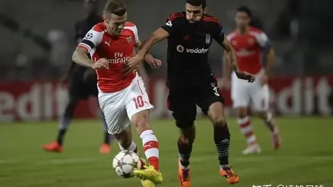 斯卢茨基揭秘：失球催生反击风暴，对手防线暴露巨大缺口！