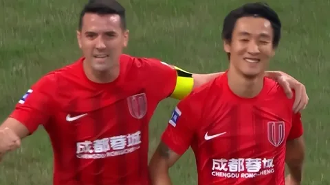 凯恩坚信奖杯能平息争议，欧冠梦想成为其终身目标